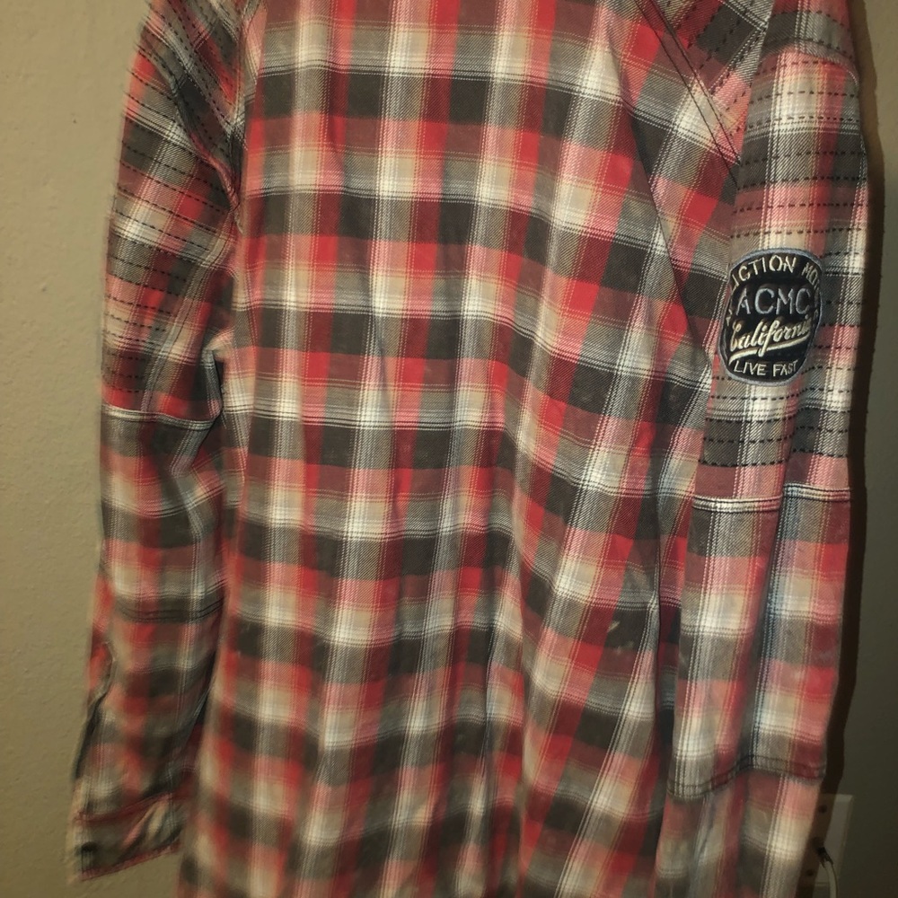 Affliction - Picture 4 of 4